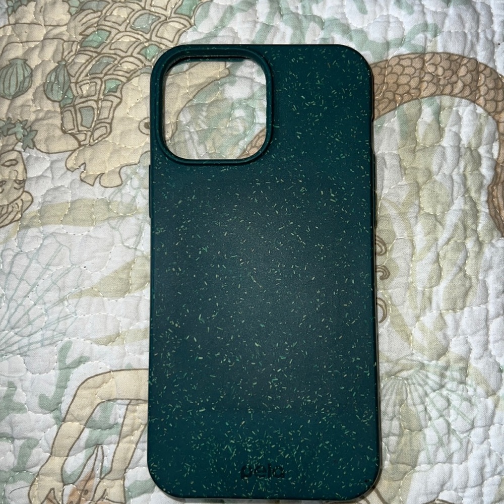Pela iPhone 13 Pro Max Case